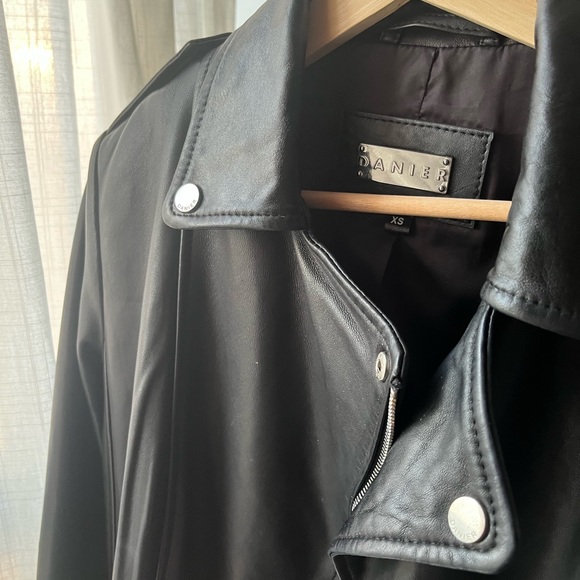 Daria leather jacket - Picture 14 of 16